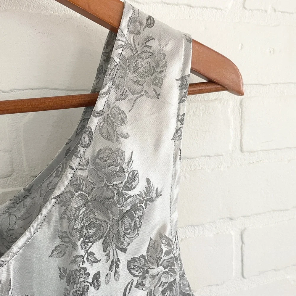 Vintage Silver Satin Baroque Roses Cami Iridescent Floral Tank Top sz XL/XXL - Picture 12 of 14